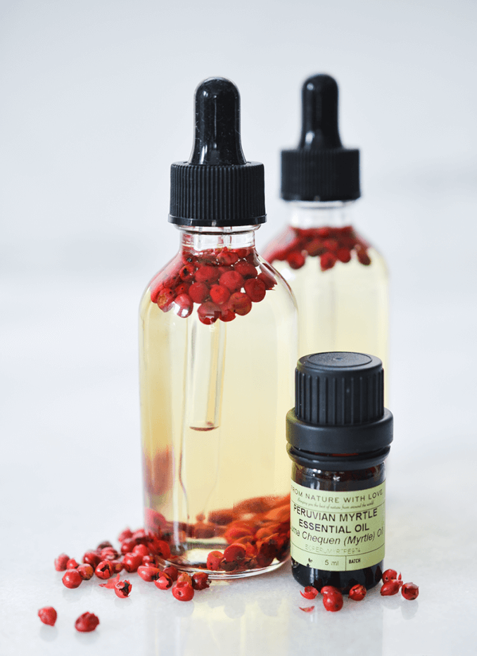 Pink Peppercorn & Peruvian Myrtle Massage Oil1